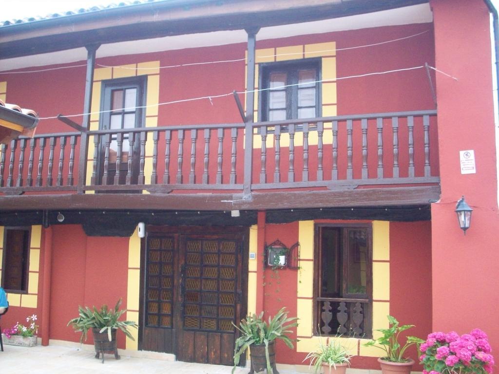 Pension Lydia Viveda ภายนอก รูปภาพ